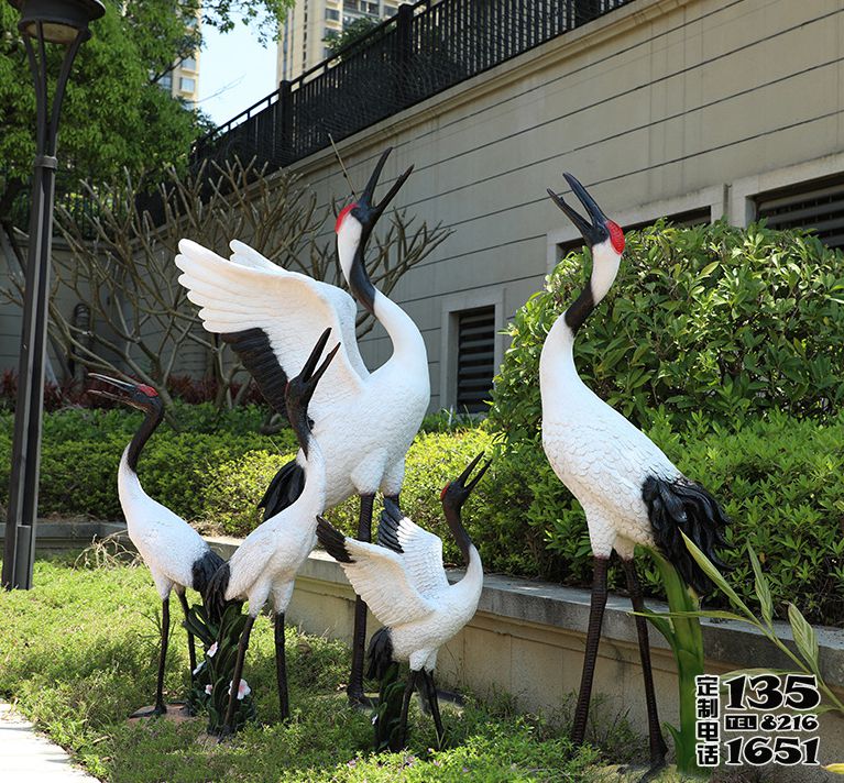玻璃鋼仿真動物園林景觀仙鶴雕塑 玻璃鋼仿真動物園林景觀仙鶴雕塑