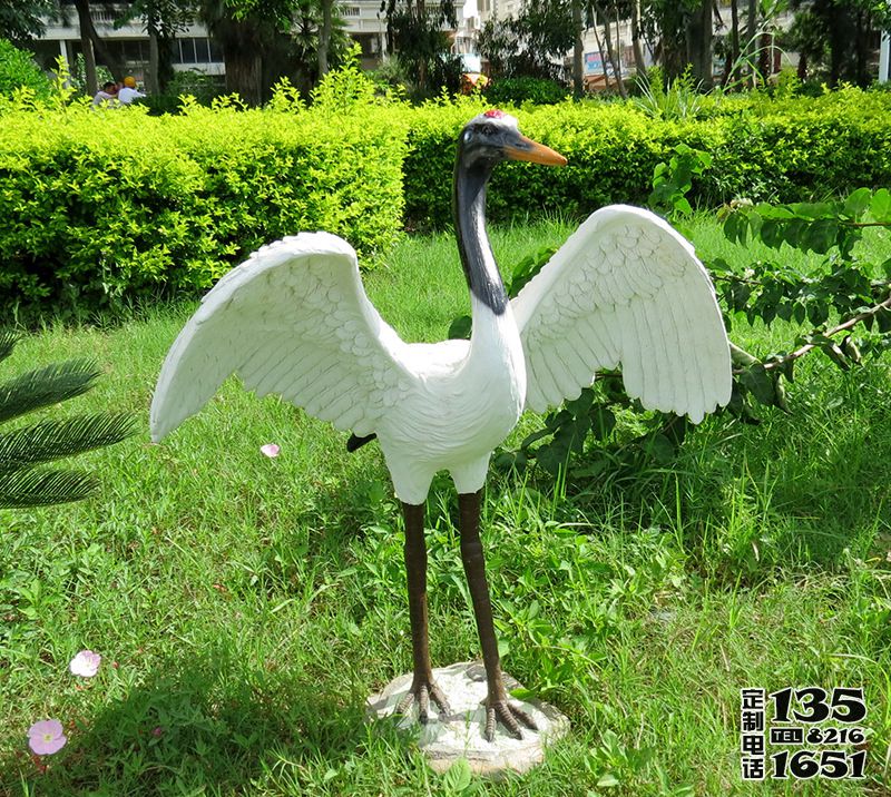公園玻璃鋼仿真大型景觀丹頂鶴雕塑 公園玻璃鋼仿真大型景觀丹頂鶴雕塑