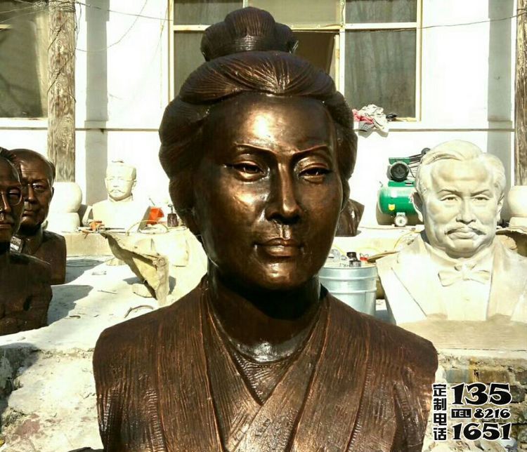 學(xué)院公園擺放古代女詞人李清照胸像玻璃鋼仿銅雕塑 學(xué)院公園擺放古代女詞人李清照胸像玻璃鋼仿銅雕塑