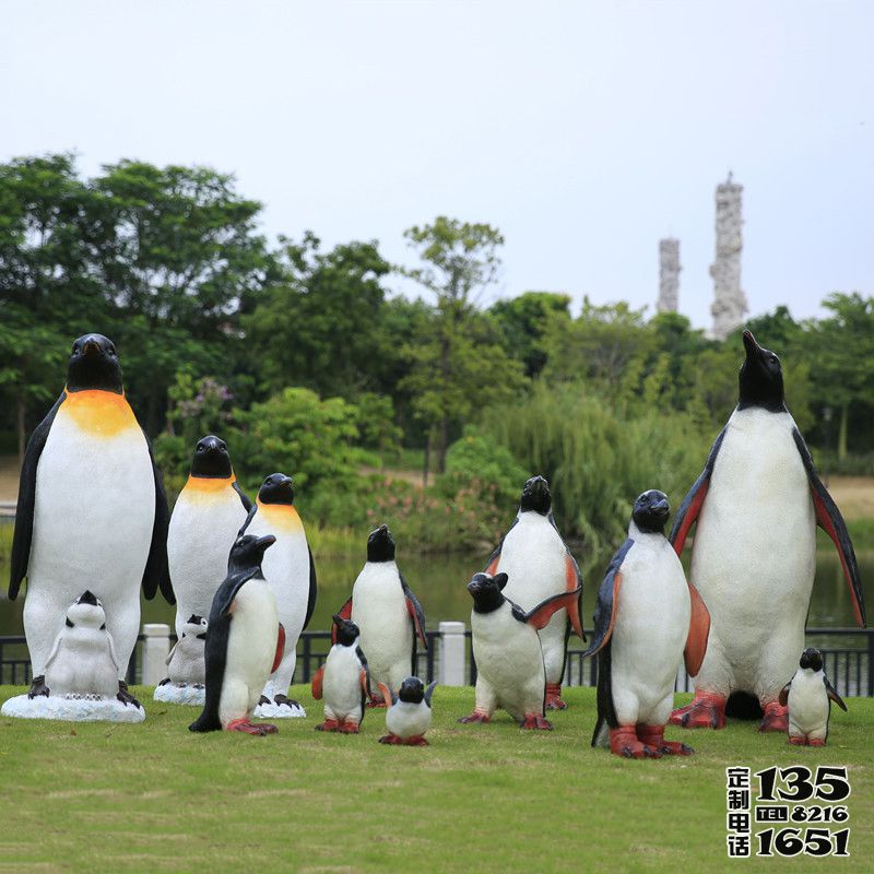兒童樂(lè)園仿真動(dòng)物玻璃鋼企鵝雕塑 兒童樂(lè)園仿真動(dòng)物玻璃鋼企鵝雕塑
