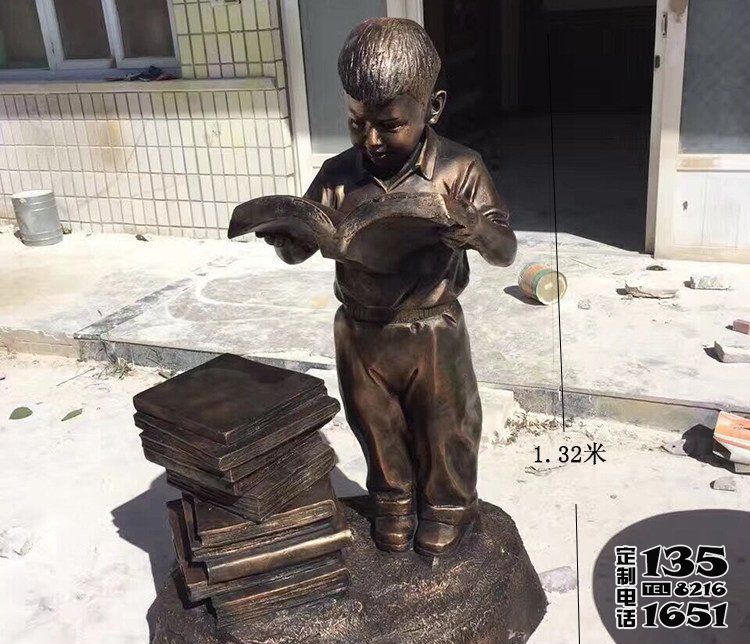 學校創意玻璃鋼仿銅小男孩看書雕塑 學校創意玻璃鋼仿銅小男孩看書雕塑