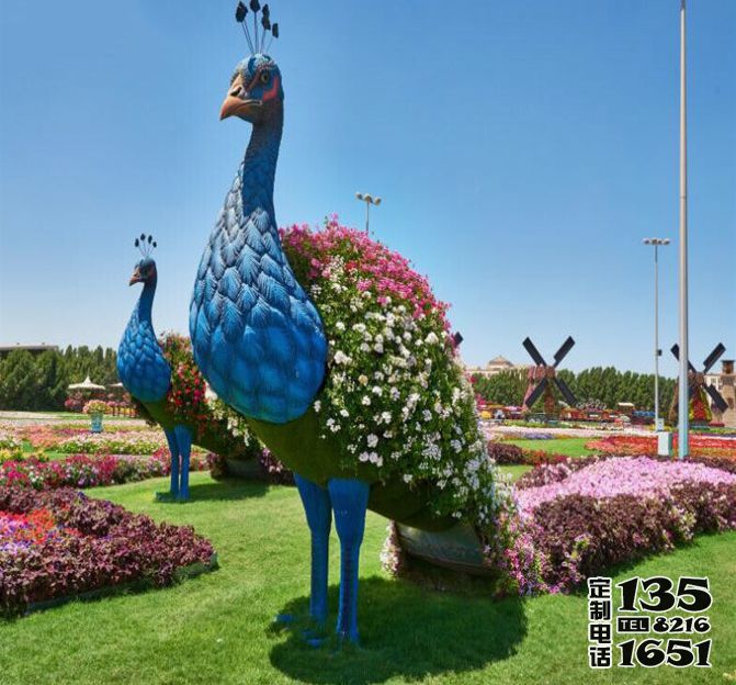 公園草坪戶外大型仿真彩繪動物景觀孔雀雕塑 公園草坪戶外大型仿真彩繪動物景觀孔雀雕塑