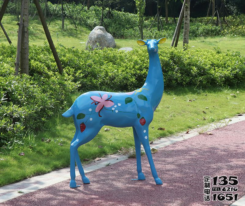 公園景區玻璃鋼彩繪藍色鹿雕塑 公園景區玻璃鋼彩繪藍色鹿雕塑