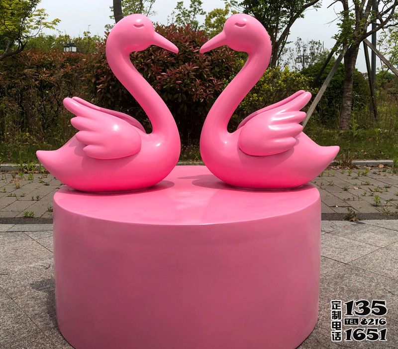公園玻璃鋼卡通創意粉色天鵝雕塑戶外園美陳裝飾品擺件 公園玻璃鋼卡通創意粉色天鵝雕塑戶外園美陳裝飾品擺件